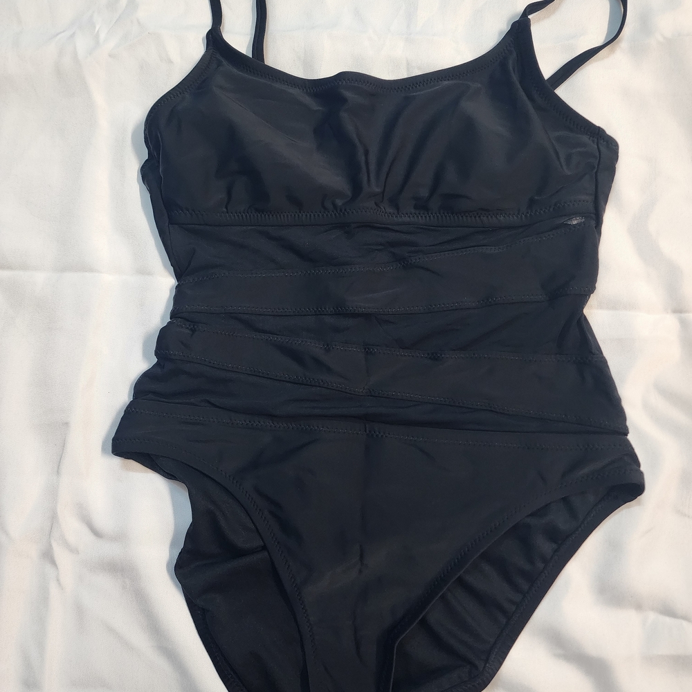Shade & Shore Black One-Piece Swimsuit